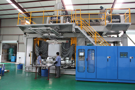 Hongkong Yaqi blow molding machine